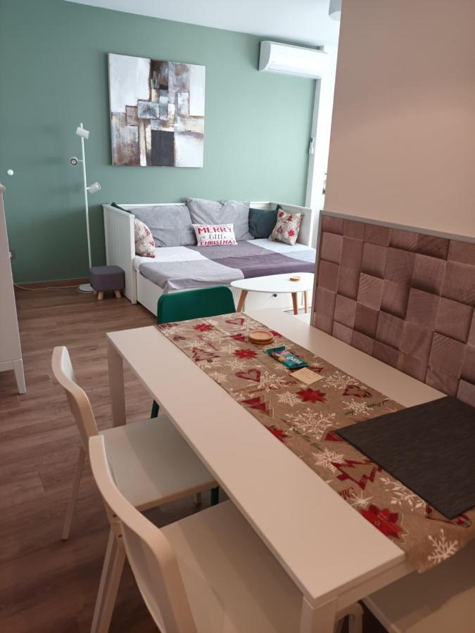 New - Frendly Luxury Apartment Franka ザグレブ エクステリア 写真